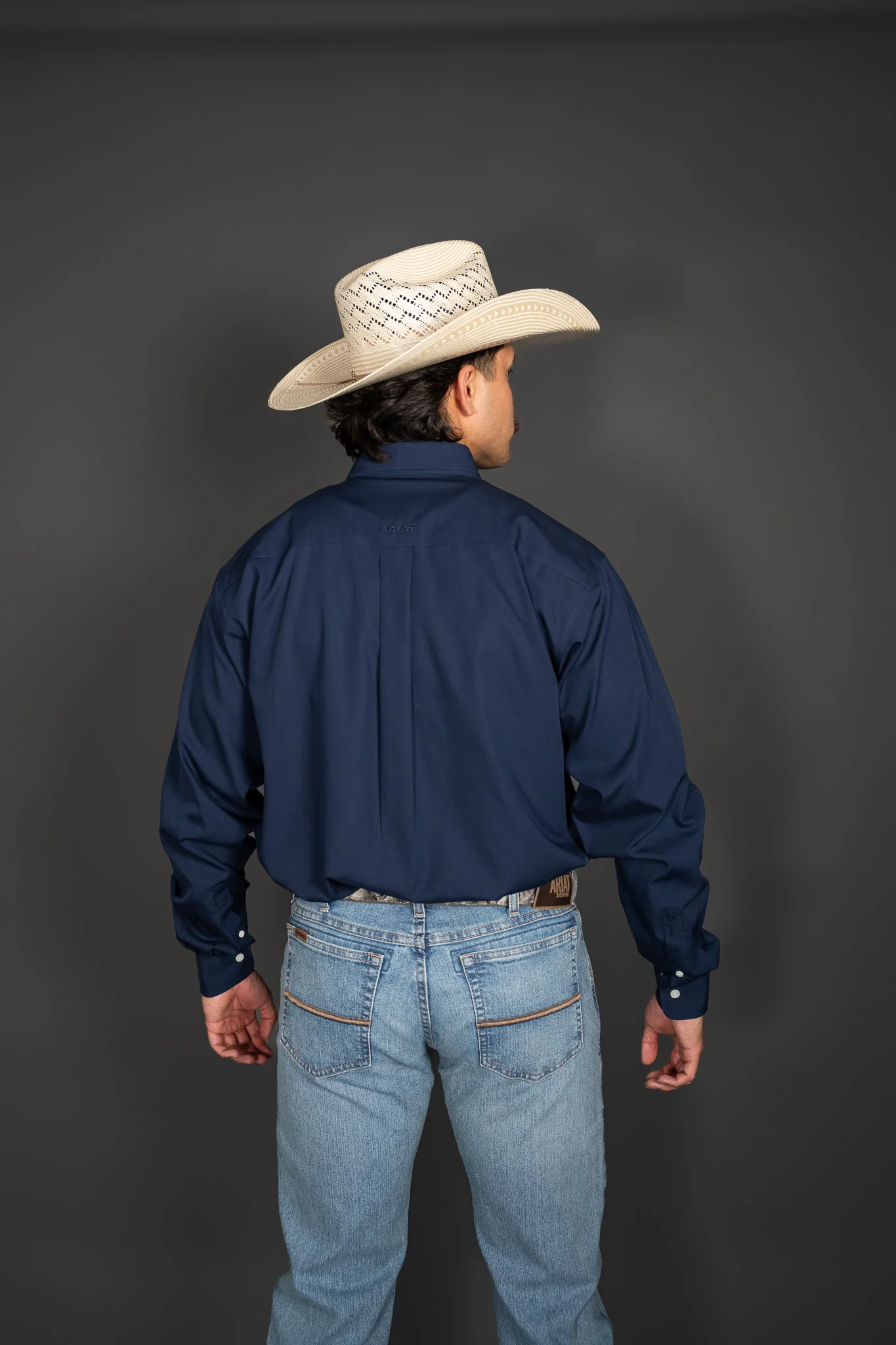 Ariat Wrinkle Free Solid Classic Fit Shirt - Image 2