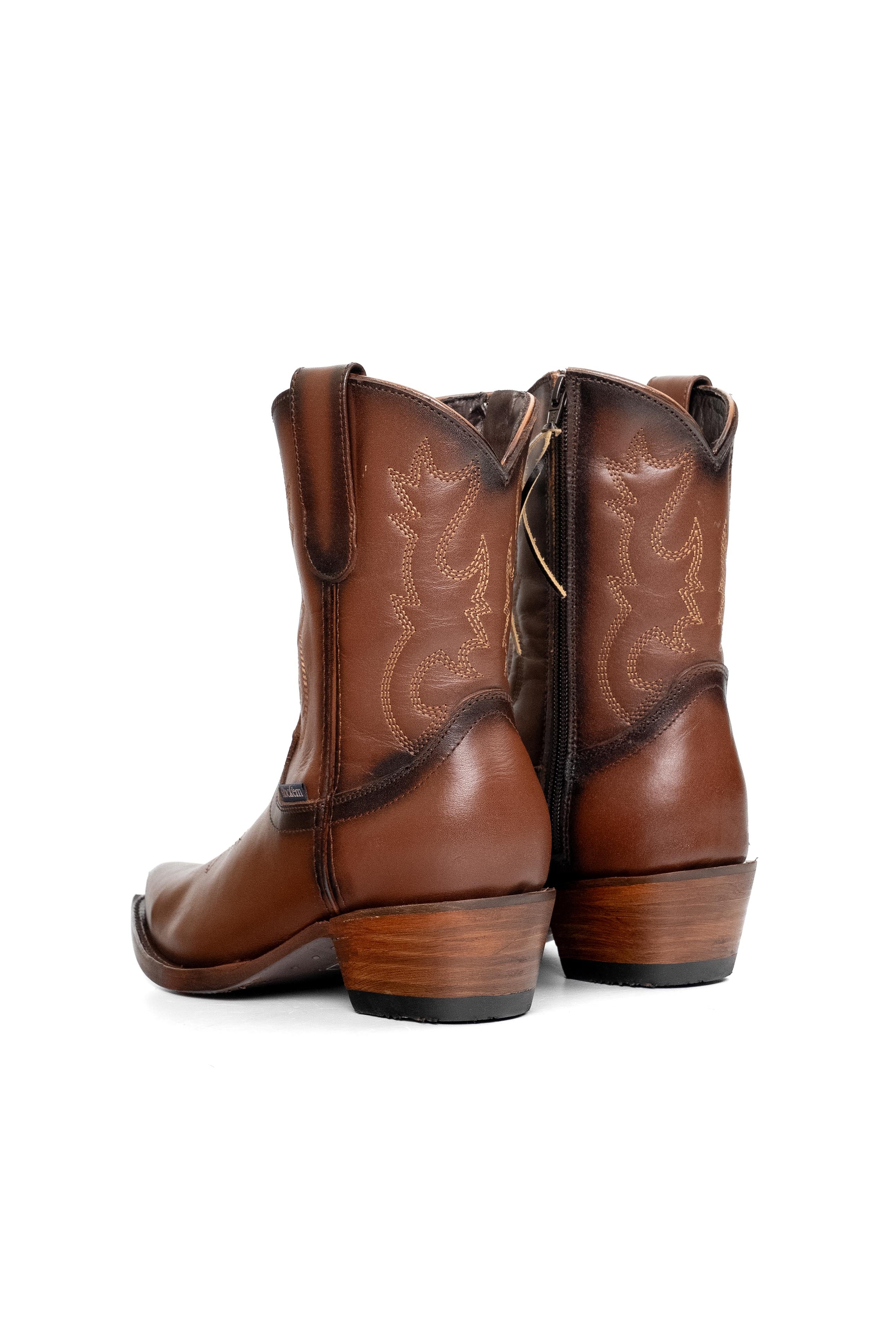 Claire Short Shaft Snip Toe Cowgirl Boot - Image 3