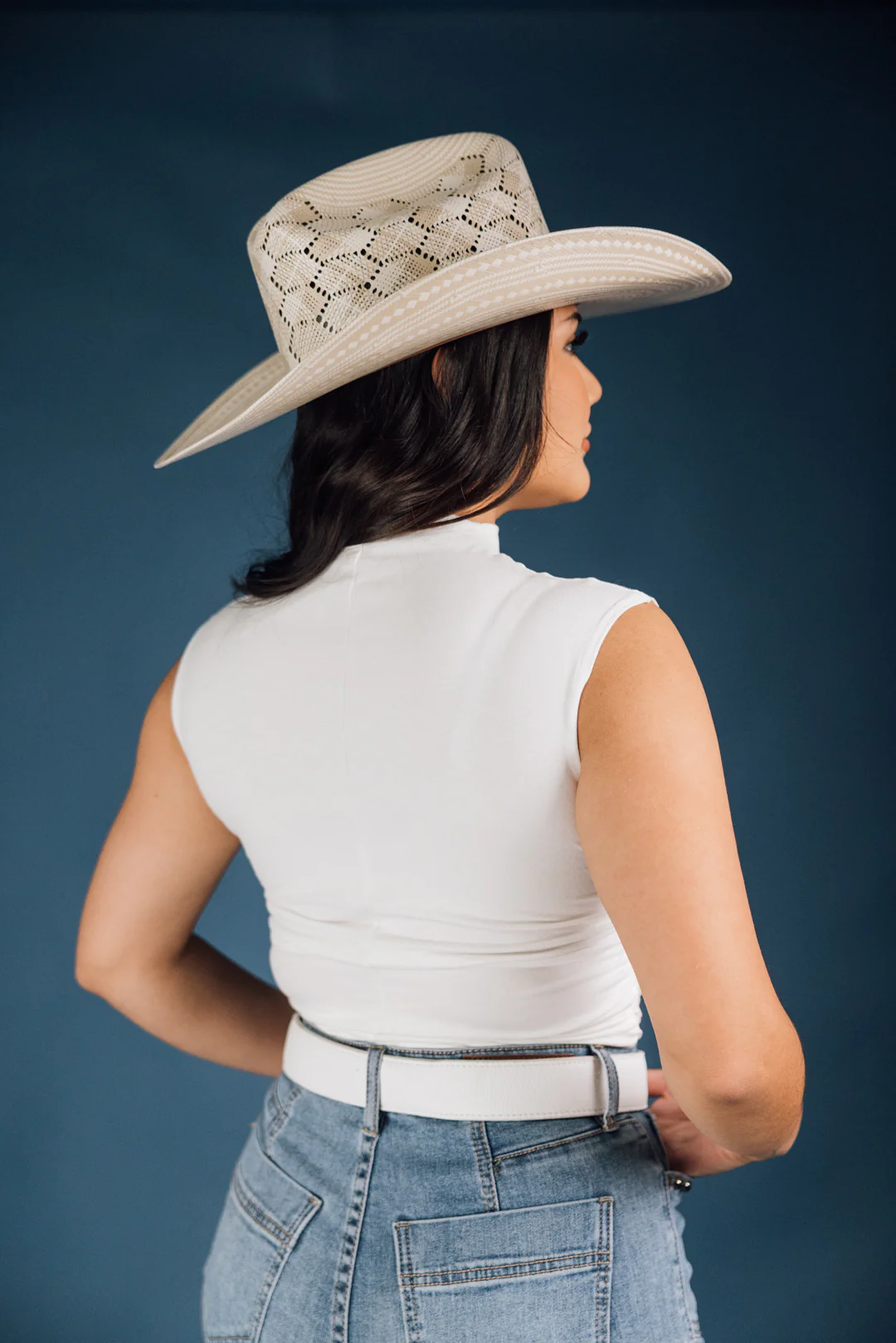 Cap Sleeves Fitted Cropped Top - Image 10