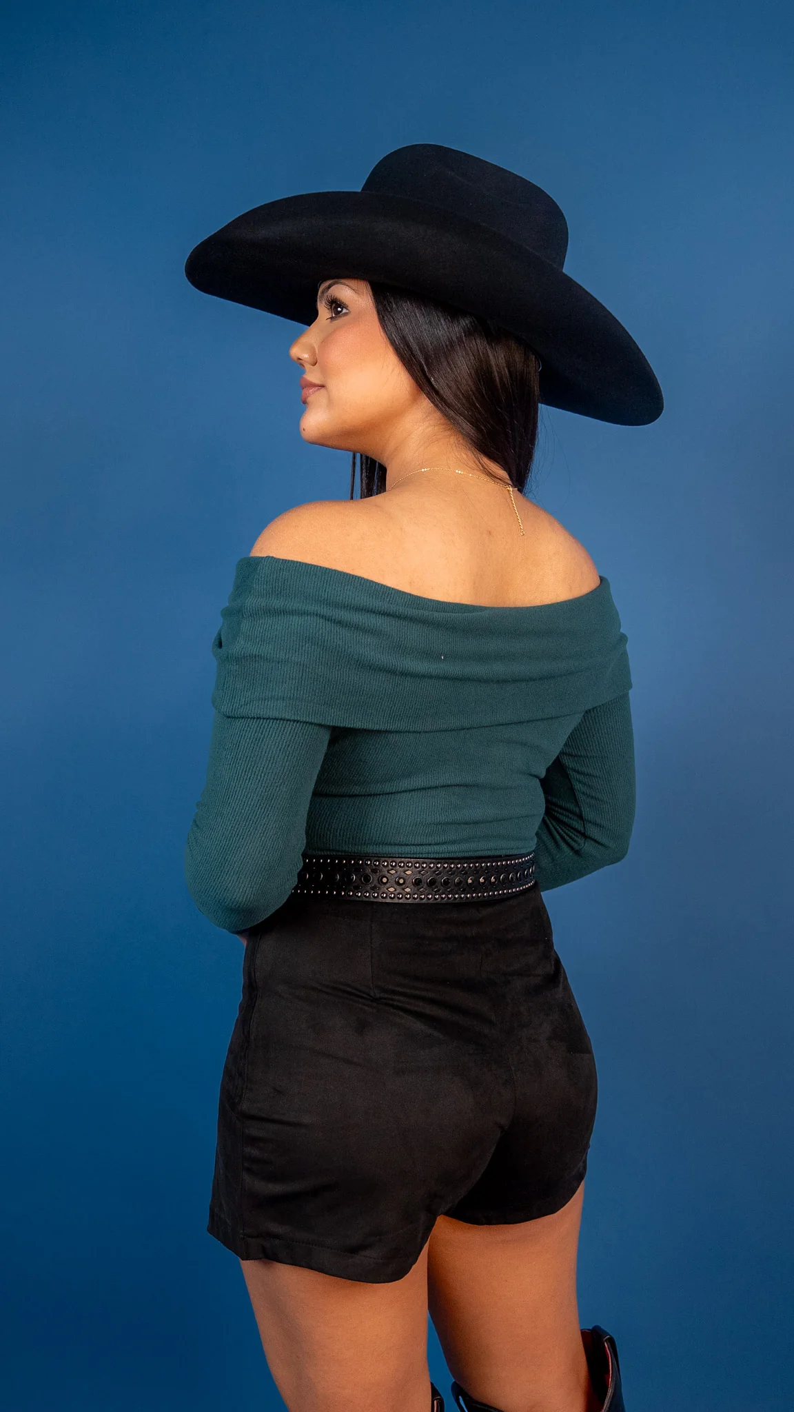 Cozy Ribbed Off-the-Shoulder Top - Image 8