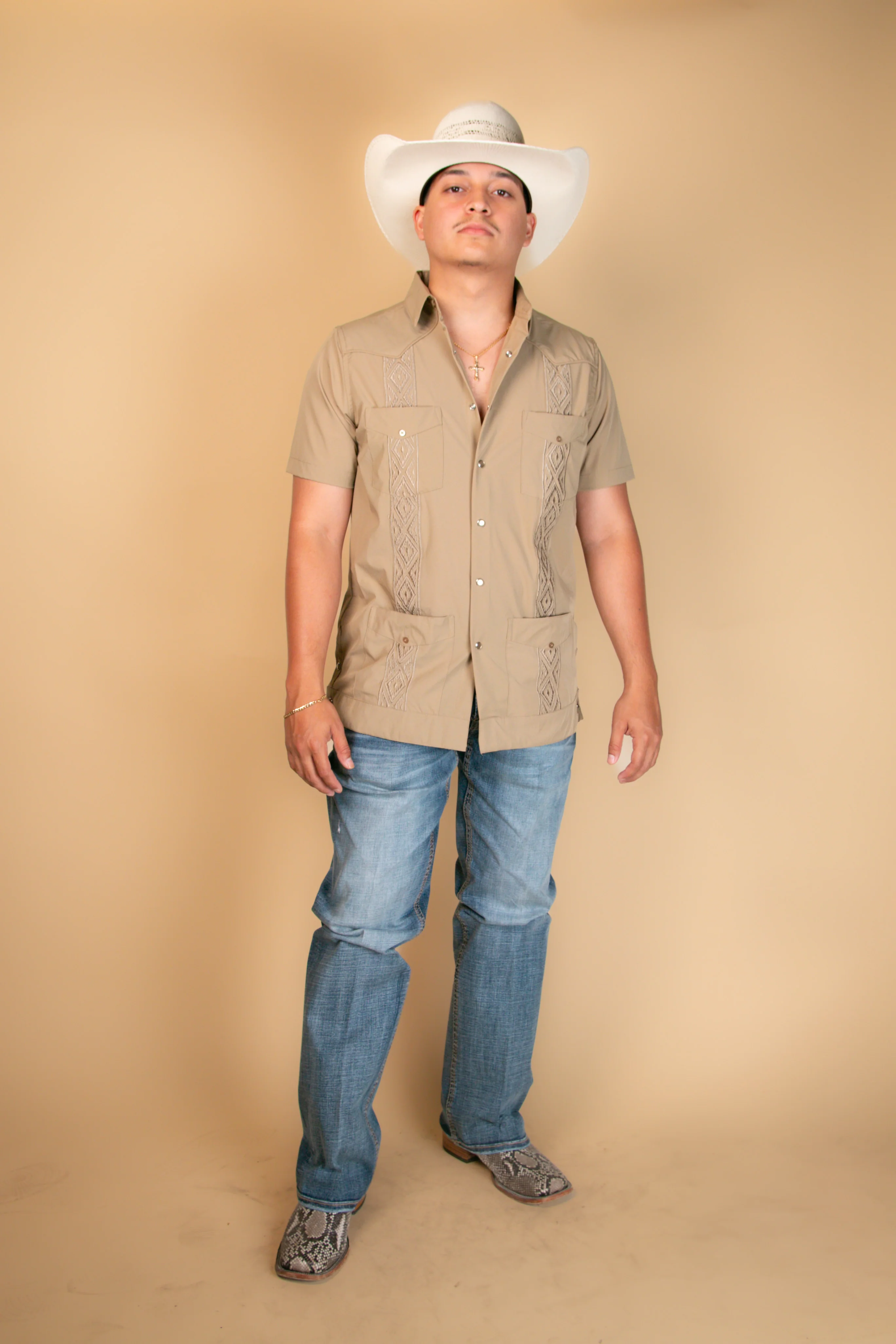 Platini Guayabera Short Sleeve Pearl Snap - Image 3