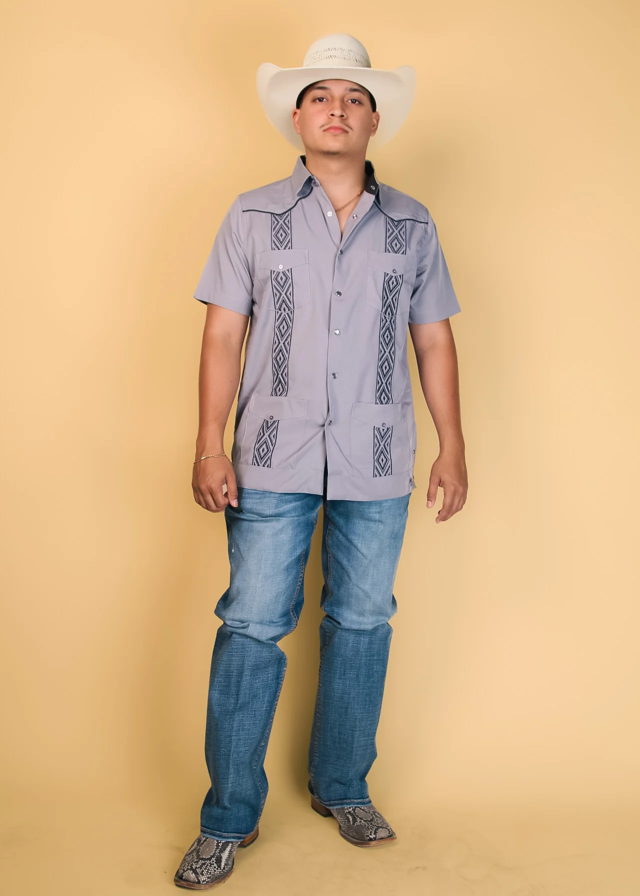 Platini Guayabera Short Sleeve Pearl Snap - Image 7