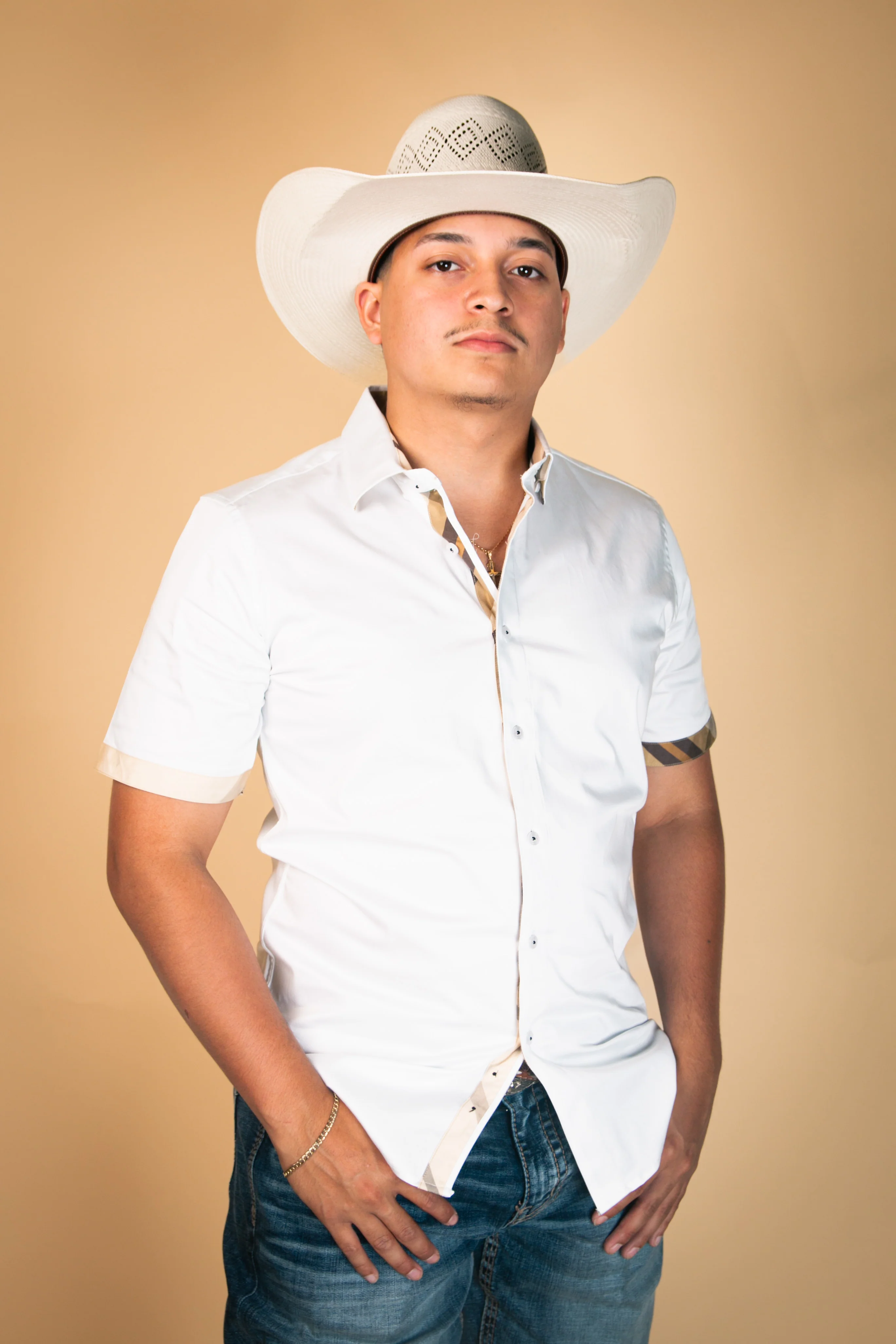 Platini Short Sleeve Travis Button-Up - Image 13