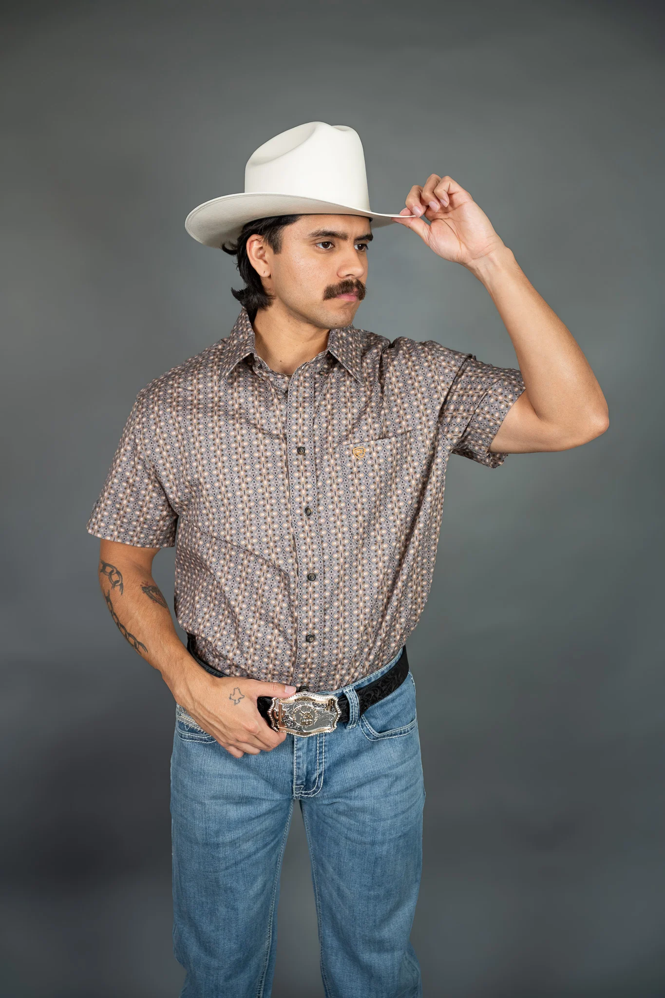 Rock & Roll Diamond Short Sleeve Button-Up - Image 2