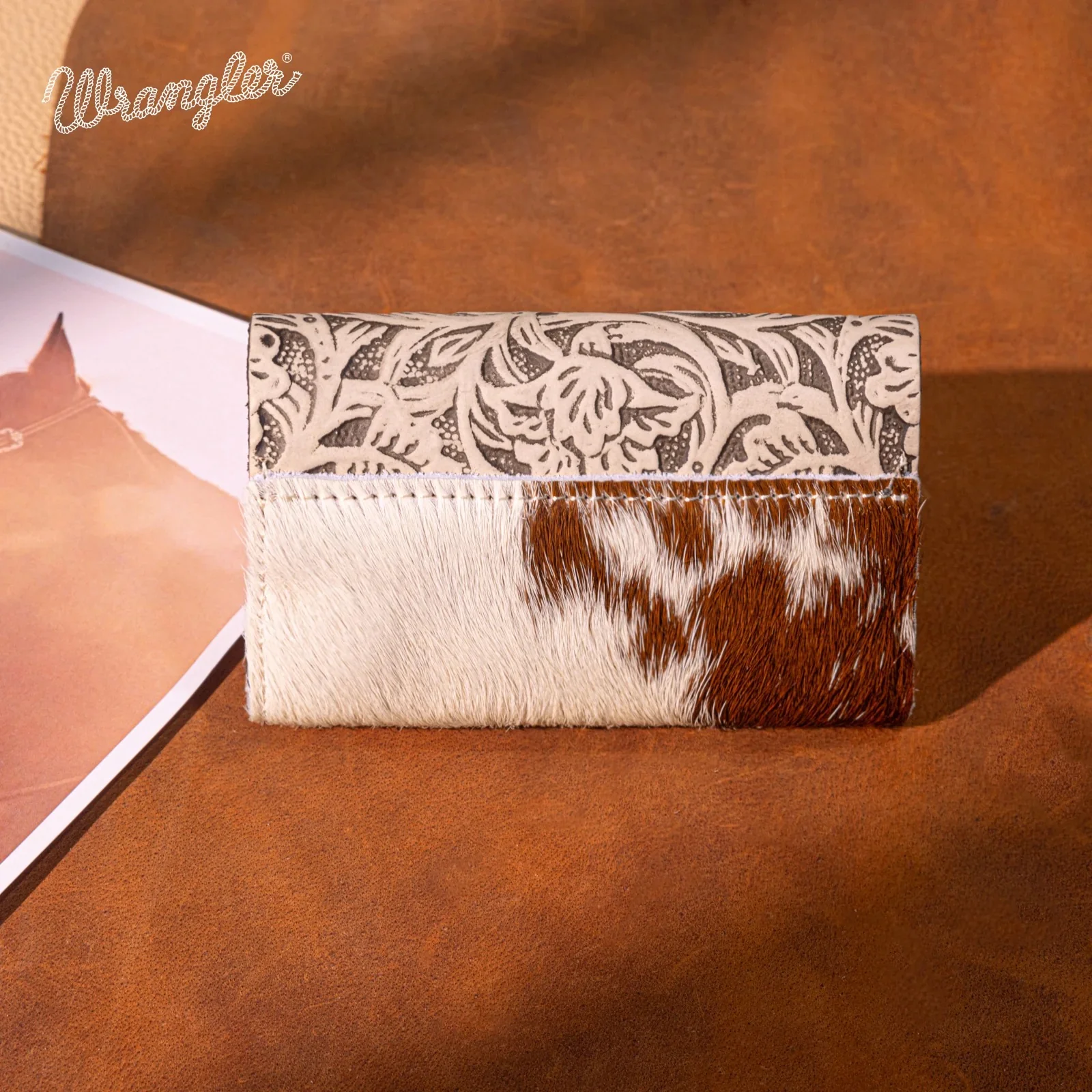 Wrangler Genuine Hair-On Cowhide Floral Tooled Card Holder - Image 3