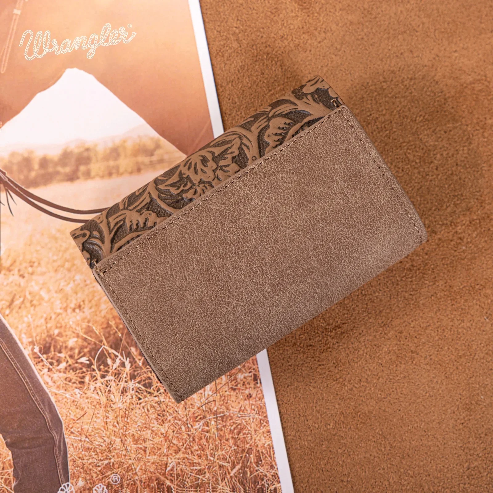 Wrangler Floral Tooled Card Holder - Image 3