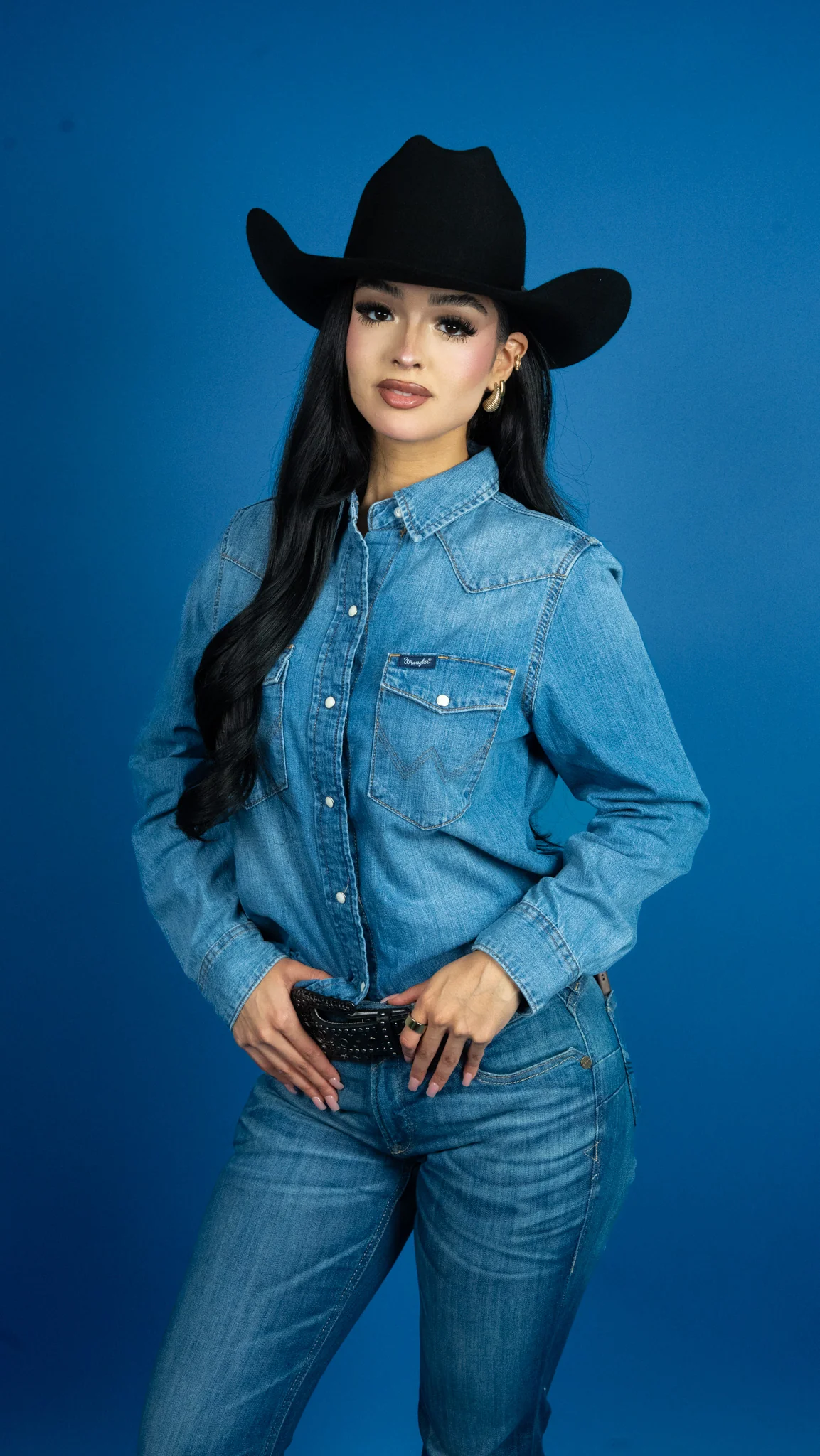 Wrangler Women Vintage-Fit Denim Western Pearl Snap Shirt