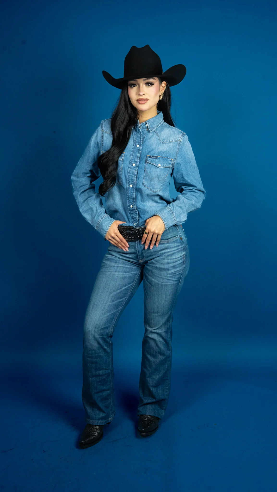 Wrangler Women Vintage-Fit Denim Western Pearl Snap Shirt - Image 2
