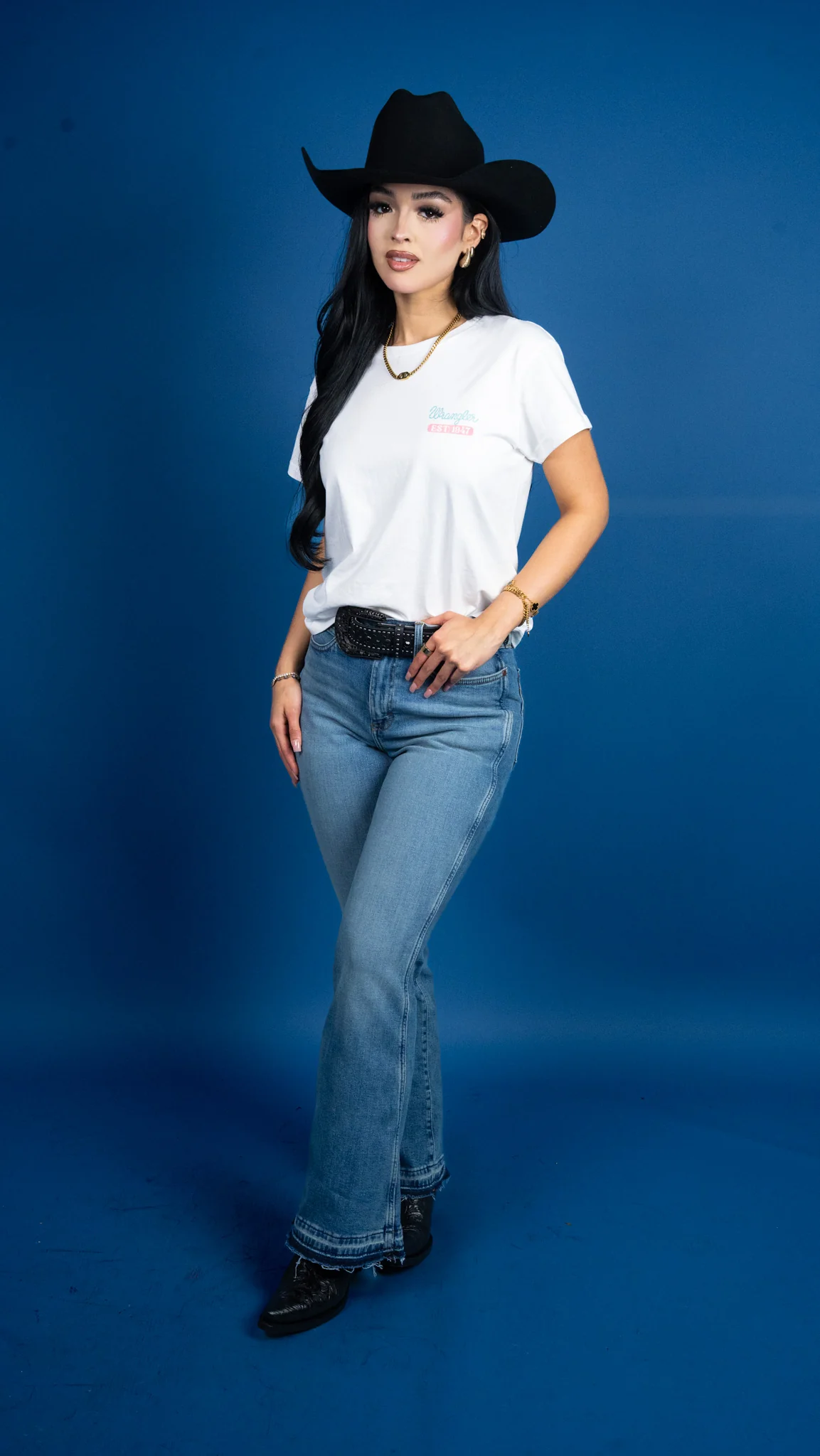 Wrangler Women's Retro Bailey High Rise Raw Hem Flare Jean - Image 2